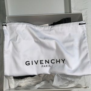 GIVENCHY SNEAKERS